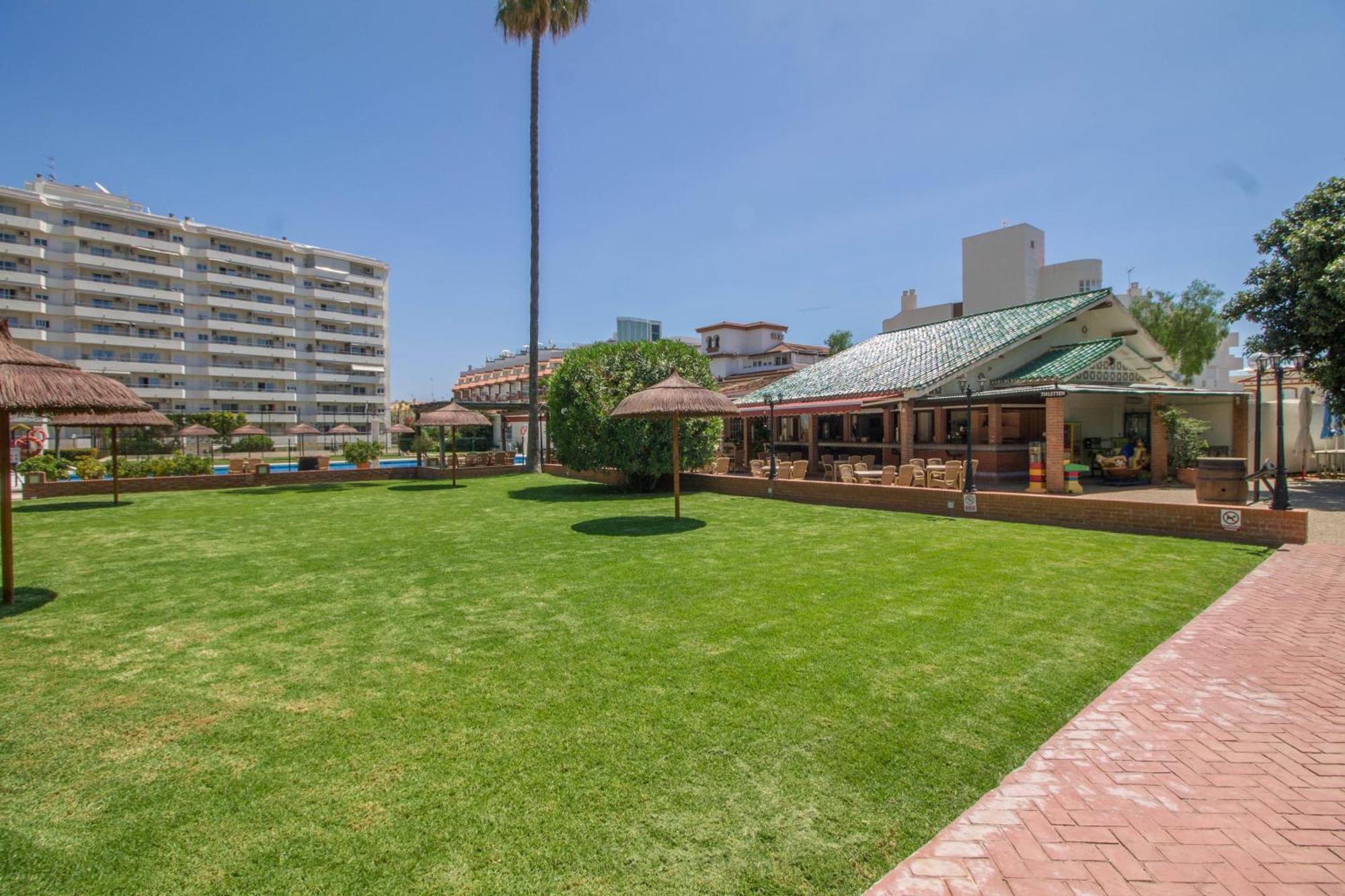 Carihuela Palace 418 By Ivi Real Estate Torremolinos Exterior foto